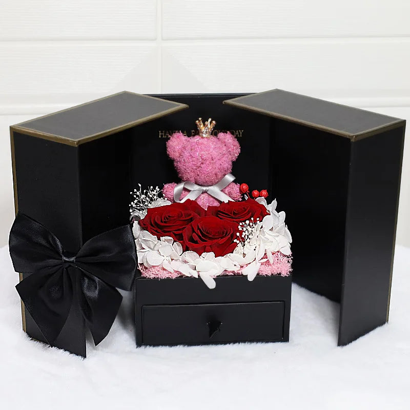 Geschenkbox mit Ewigkeitsrose, Bärchenmotiv & Halskette – Romantische Doppeltür-Schmuckbox mit Lippenstiftfach