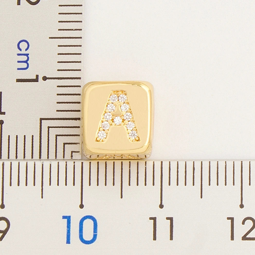 A-Z Würfel-Initialen-Halskette für Damen & Herren – Kupfer-Buchstabenanhänger mit Charm-Kette, Personalisiertes Namensschmuck-Geschenk