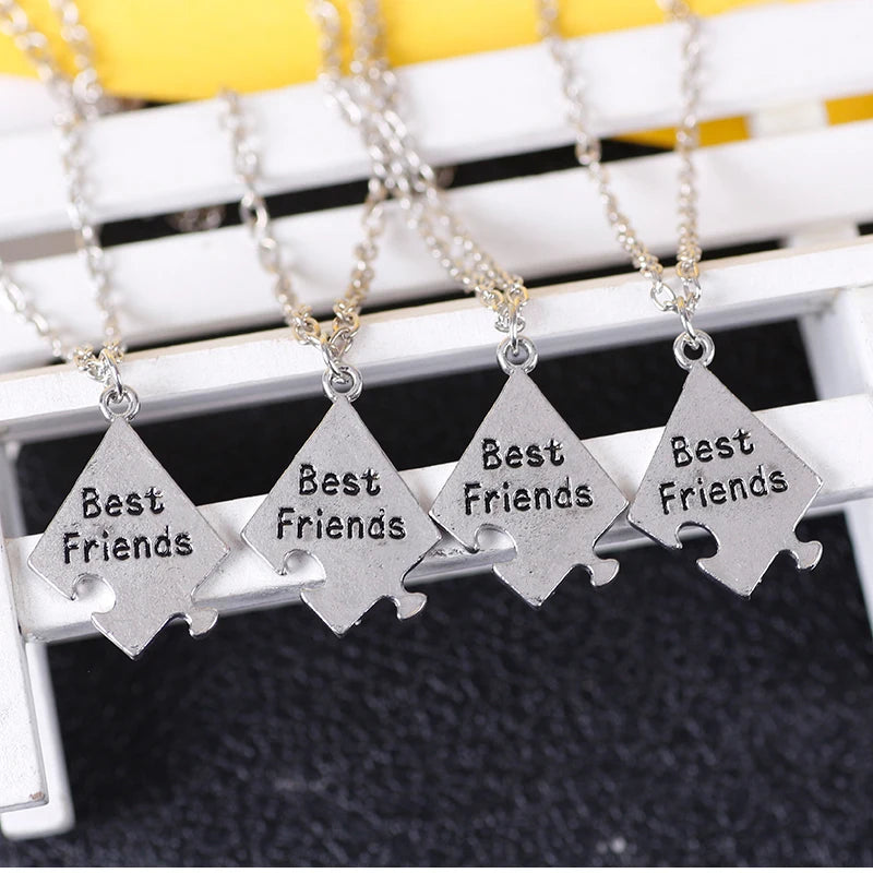 Freundschafts-Halsketten mit Buchstaben-Anhängern – Passender Schmuck für Beste Freunde, Damen & Herren