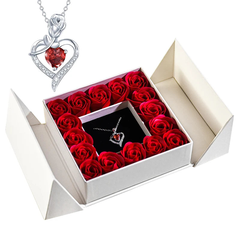 Geschenkbox mit Ewiger Rose, Anhänger-Halskette & Rosenseife – Elegantes Schmuckgeschenk für Damen