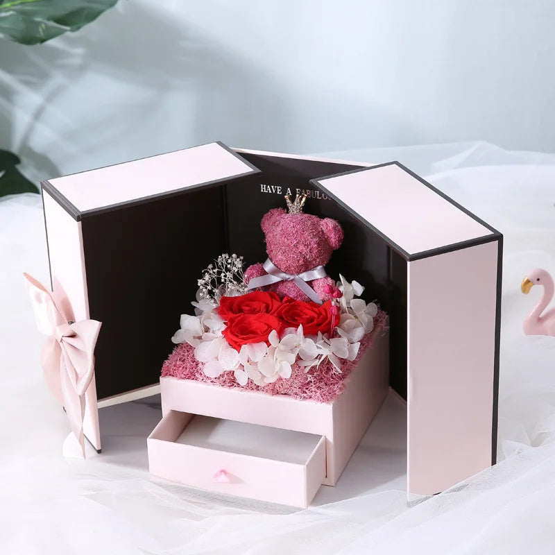 Geschenkbox mit Ewigkeitsrose, Bärchenmotiv & Halskette – Romantische Doppeltür-Schmuckbox mit Lippenstiftfach