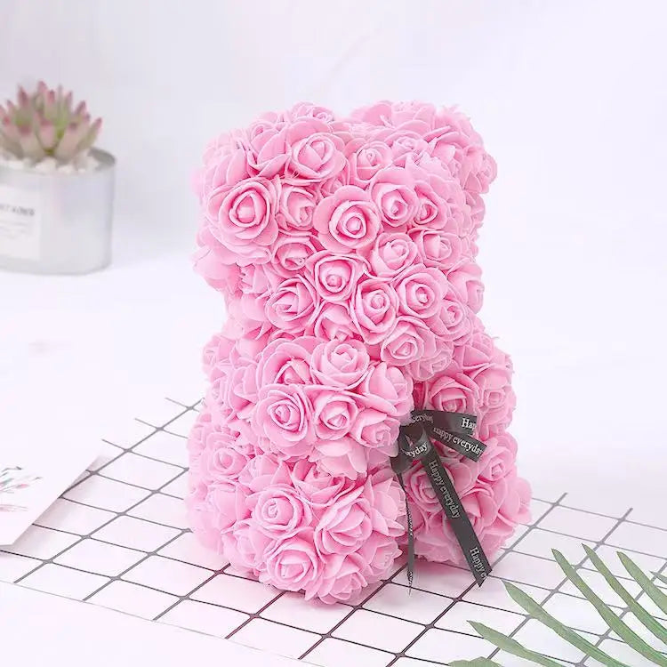 25cm Rosen-Teddybär mit Geschenkbox – Romantischer Kunstrosen-Bär zum Valentinstag oder besonderem Anlass