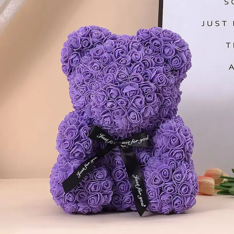 25cm Rosen-Teddybär mit Geschenkbox – Romantischer Kunstrosen-Bär zum Valentinstag oder besonderem Anlass