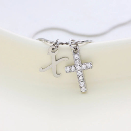 A-Z Initialen-Zirkonia-Kreuz-Halskette für Damen – Wasserfester Edelstahl Mini-Buchstabenanhänger mit Schlangenkette & Personalisiertem Schmuck
