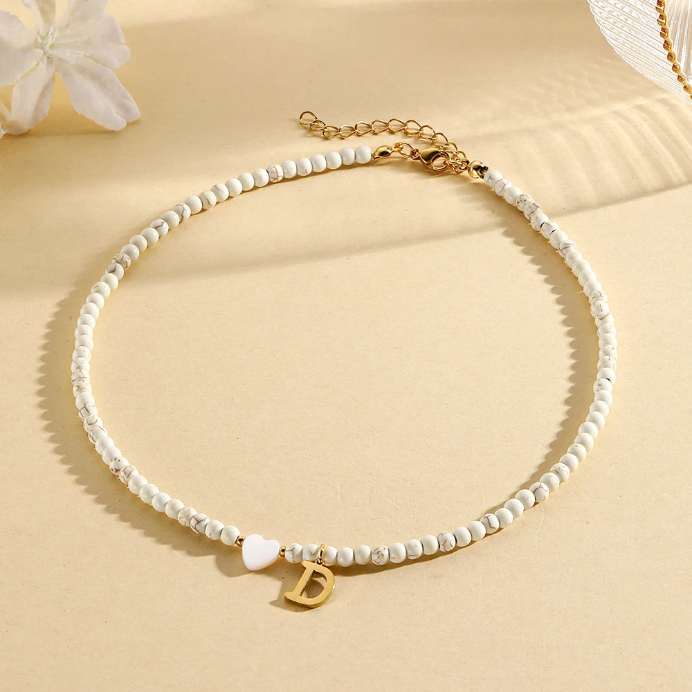 Boho Herz-Muschel Initialen-Halskette für Damen – Edelstahl Perlen-Choker