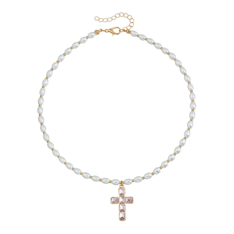 Kreuz-Halskette mit Rosa Zirkon & Ovaler Perle – Eleganter Damen-Schmuck als Geschenk