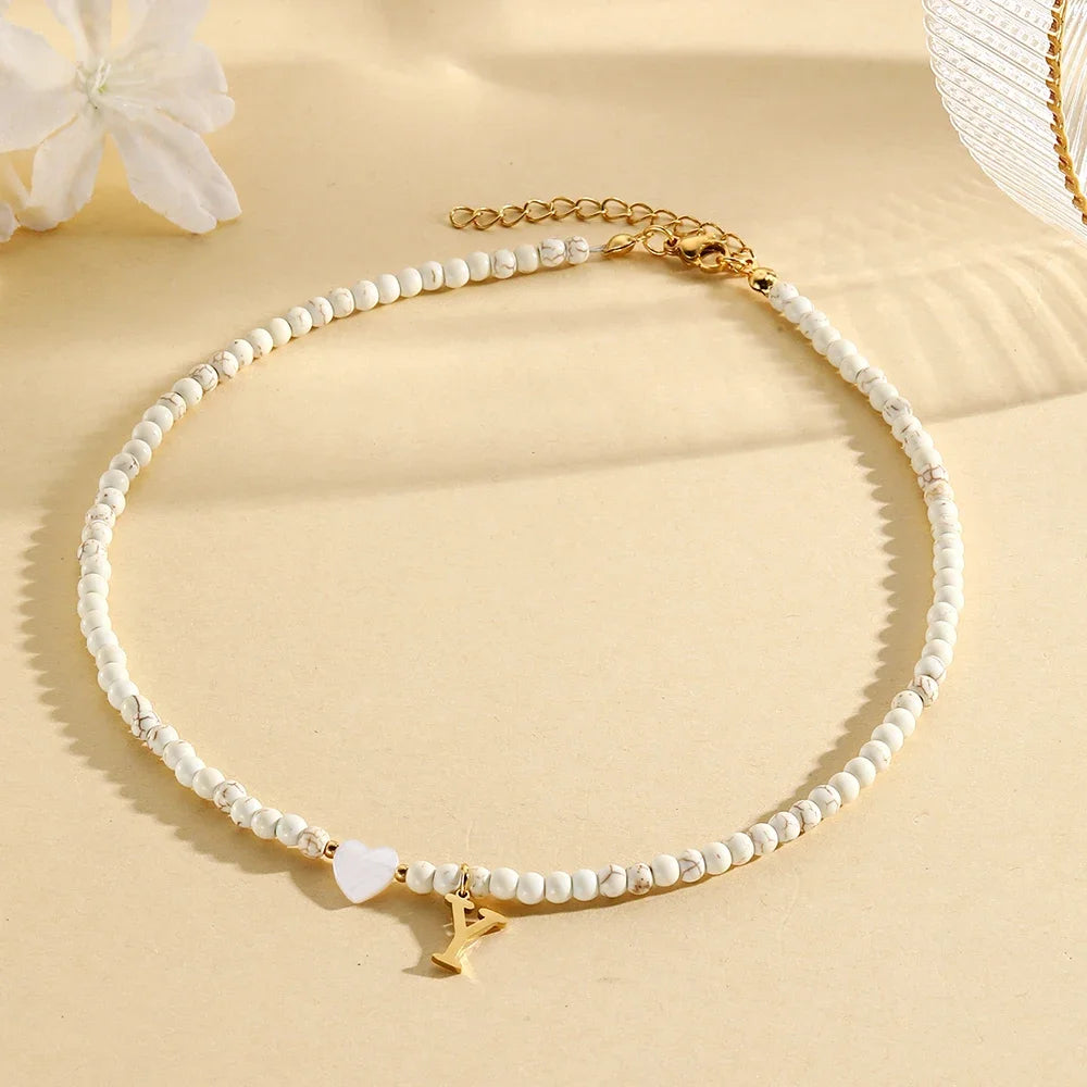 Boho Herz-Muschel Initialen-Halskette für Damen – Edelstahl Perlen-Choker