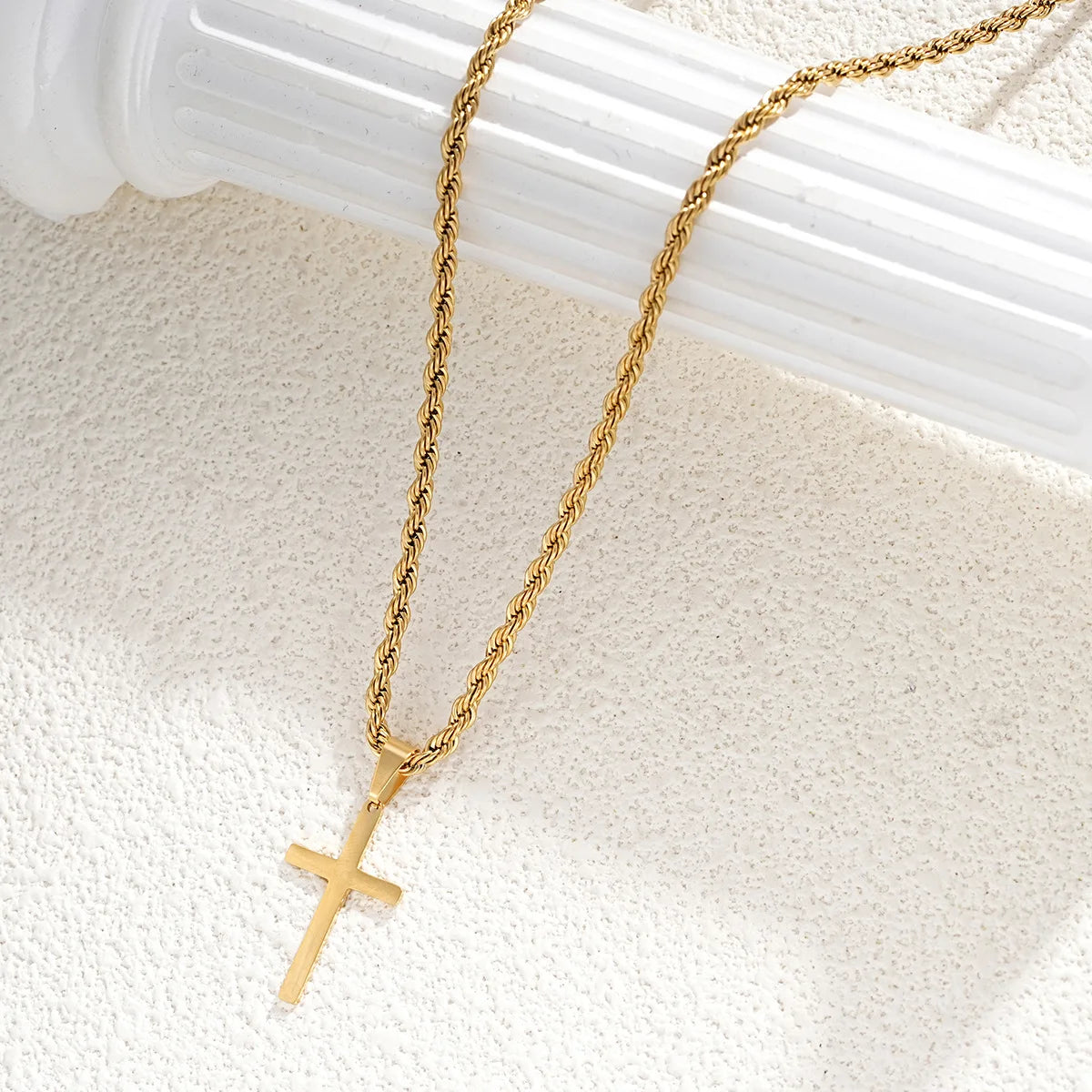 Minimalistische Kreuz-Halskette für Damen & Herren – Goldfarbener Edelstahl Choker