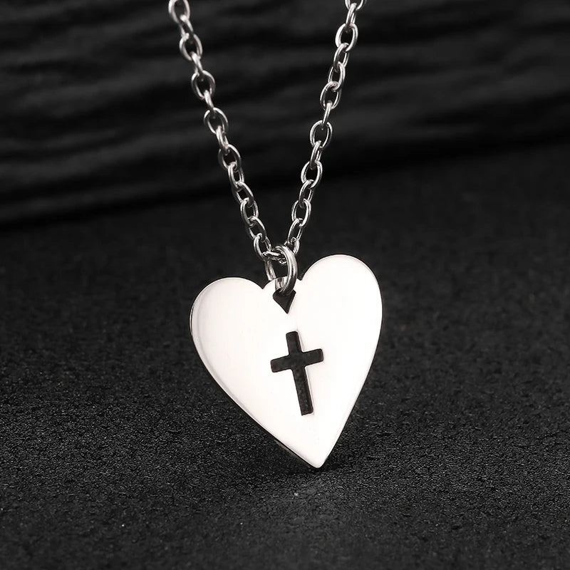 Edelstahl Herz- & Kreuz-Halskette für Damen – Modische Kurze & Lange Layering-Kette mit Anhänger, Eleganter Schmuck für Mädchen