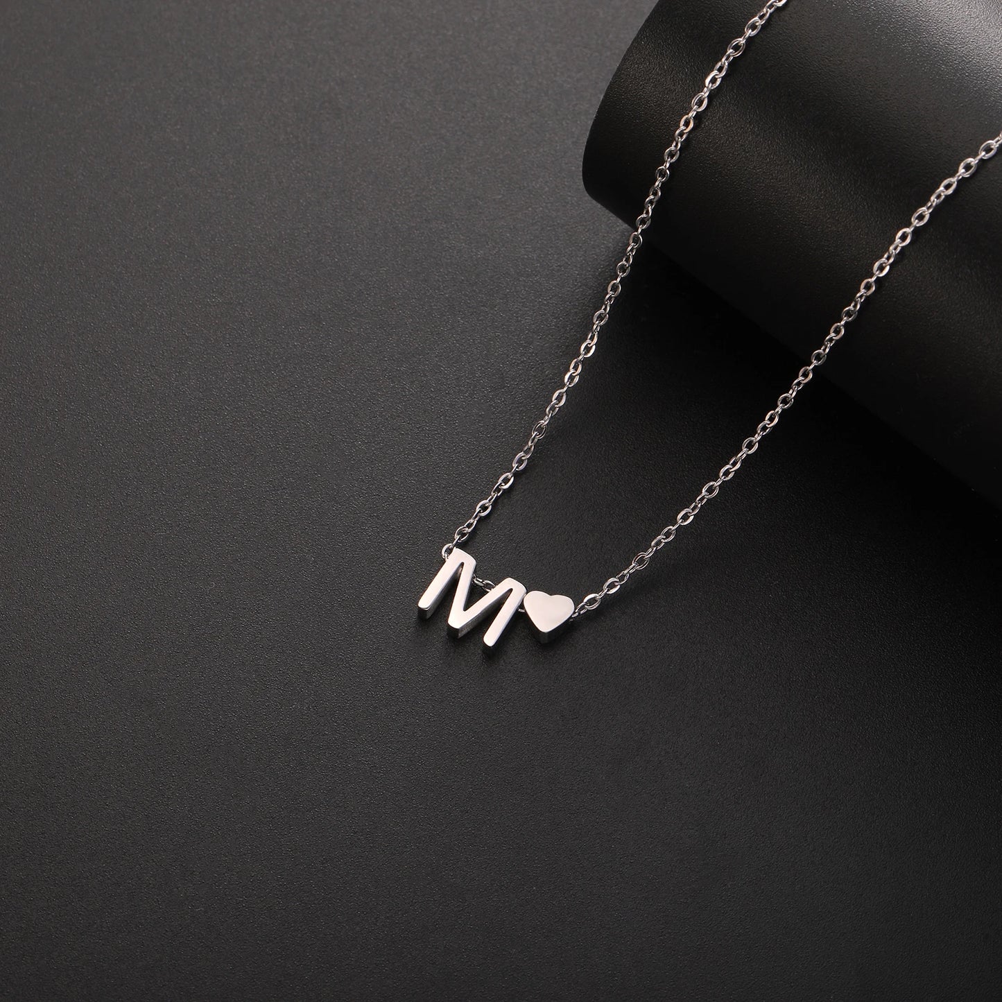 Buchstaben-Initialen Herz-Halskette – Edelstahl A-Z Buchstaben-Schmuck