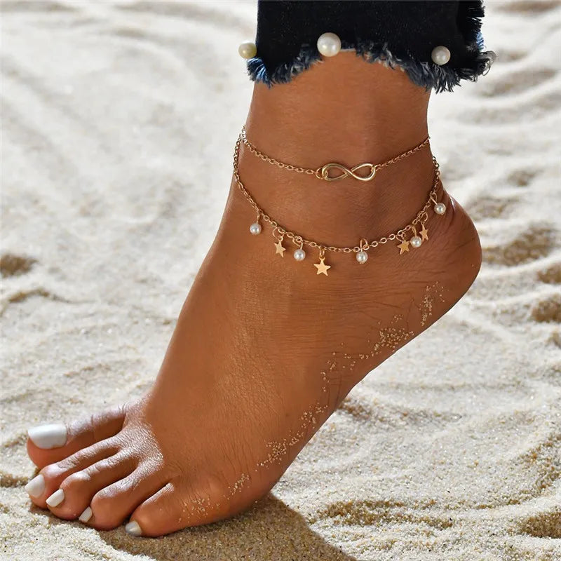 Silberfarbenes Fußkettchen mit Schmetterling, Herz, Unendlichkeitszeichen & Kreuz – Eleganter Sommerschmuck für Damen