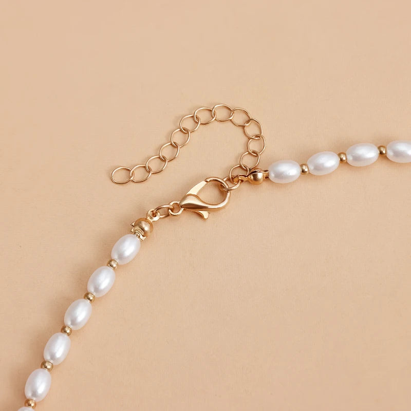 Kreuz-Halskette mit Rosa Zirkon & Ovaler Perle – Eleganter Damen-Schmuck als Geschenk