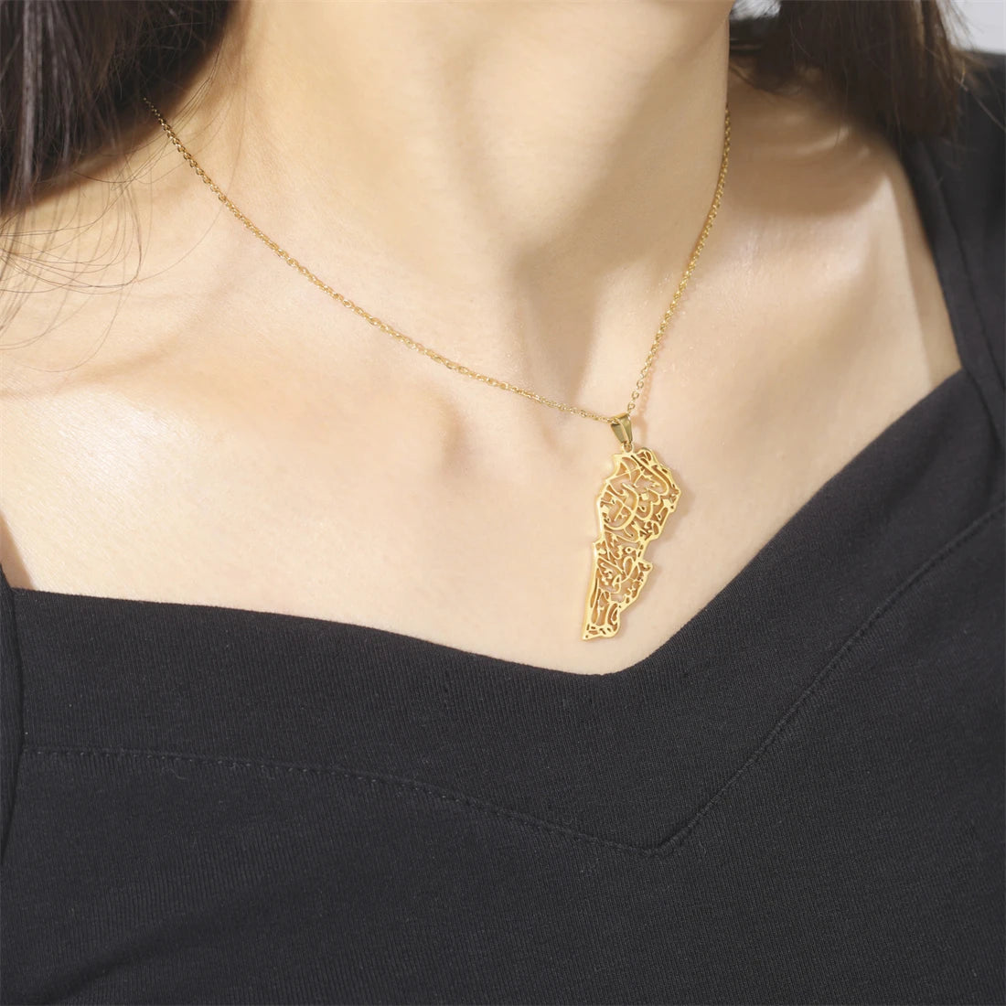 Klassische Libanon Landkarten-Flaggen-Halskette – Edelstahl Libanesischer Länder-Anhänger, Heimat- & Kulturschmuck für Damen & Herren
