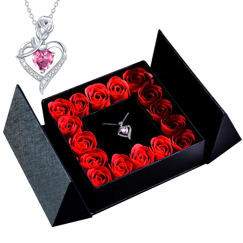 Geschenkbox mit Ewiger Rose, Anhänger-Halskette & Rosenseife – Elegantes Schmuckgeschenk für Damen