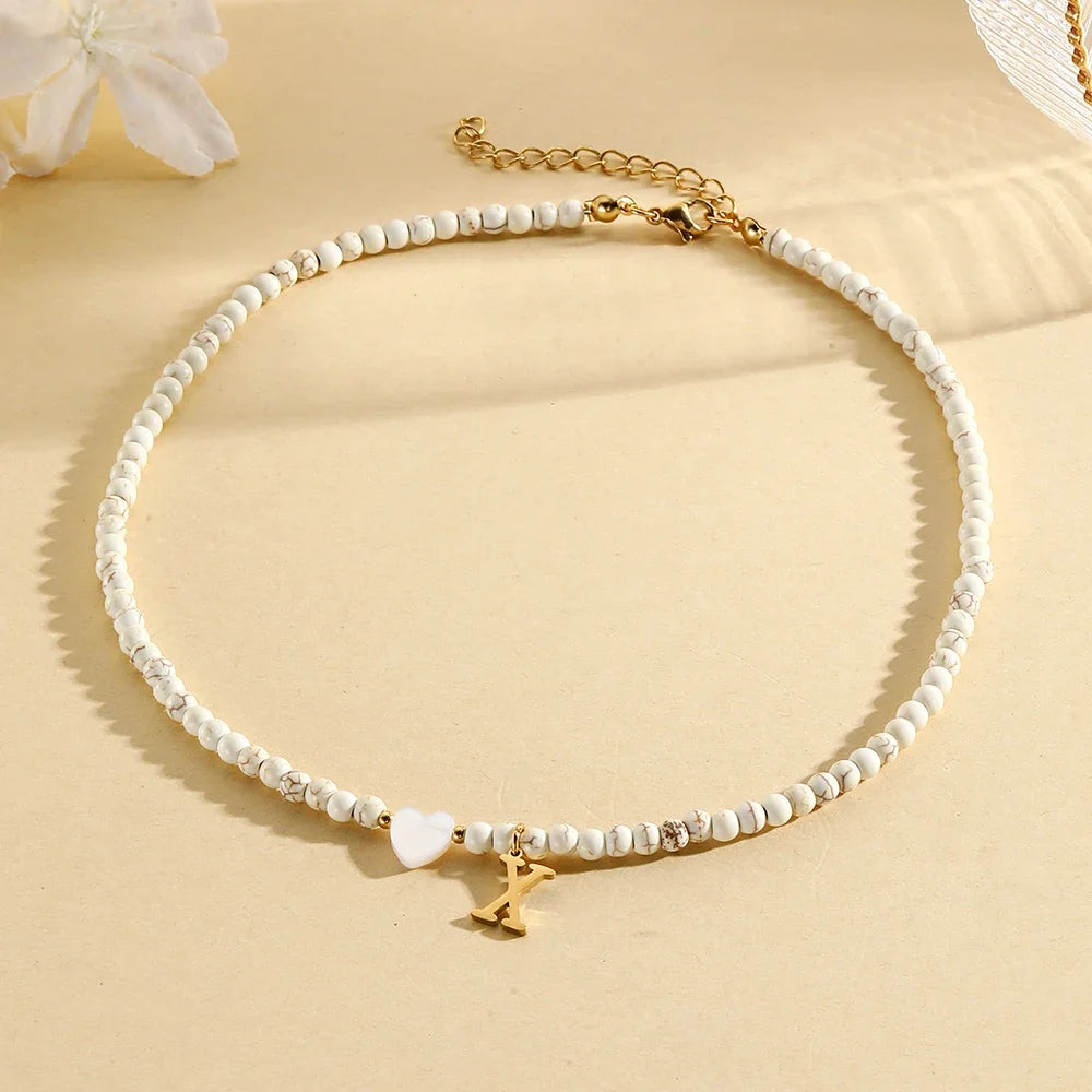 Boho Herz-Muschel Initialen-Halskette für Damen – Edelstahl Perlen-Choker