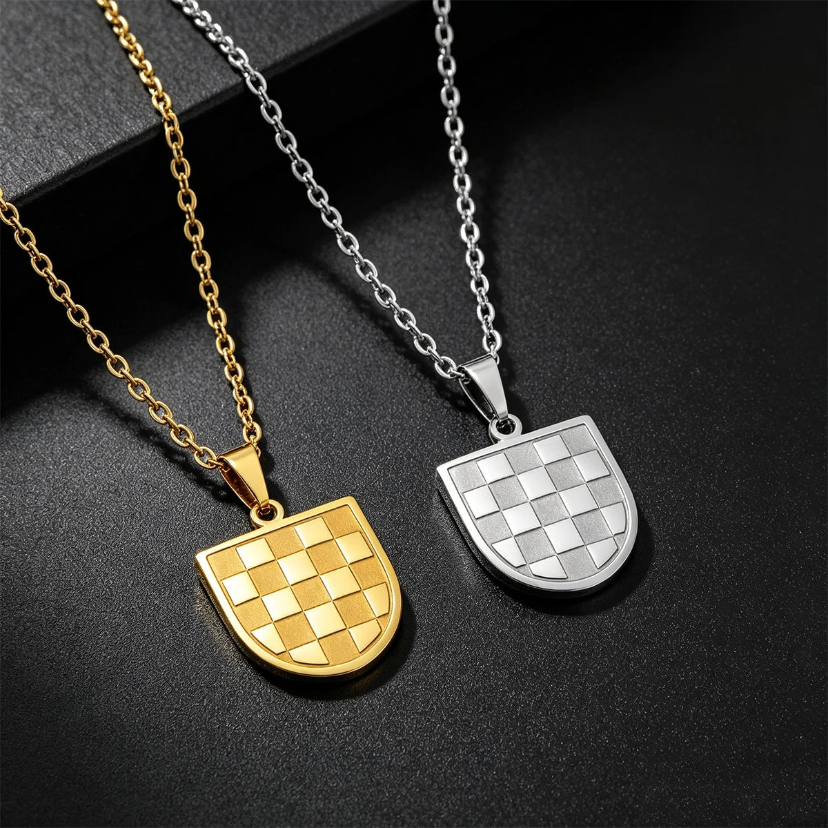 Kroatien-Wappen-Halskette – Geometrischer Metallanhänger für Damen & Herren