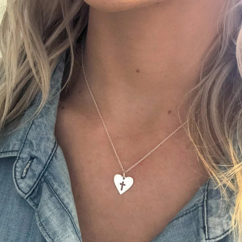 Edelstahl Herz- & Kreuz-Halskette für Damen – Modische Kurze & Lange Layering-Kette mit Anhänger, Eleganter Schmuck für Mädchen