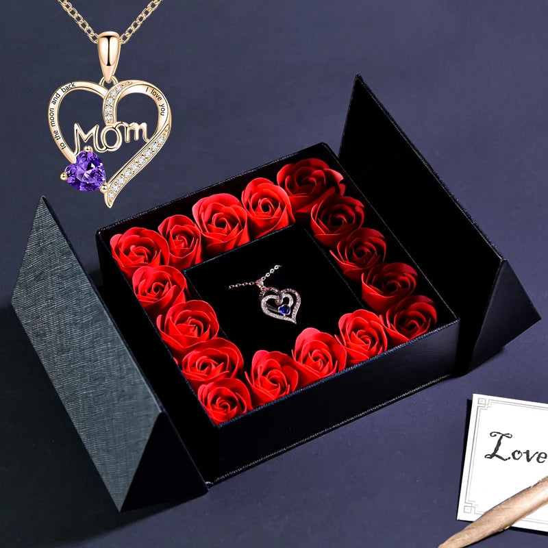 Geschenkbox mit Ewiger Rose, Anhänger-Halskette & Rosenseife – Elegantes Schmuckgeschenk für Damen