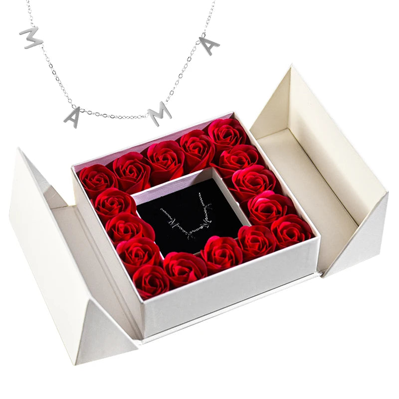 Geschenkbox mit Ewiger Rose, Anhänger-Halskette & Rosenseife – Elegantes Schmuckgeschenk für Damen