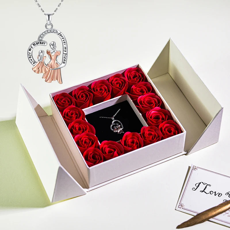 Geschenkbox mit Ewiger Rose, Anhänger-Halskette & Rosenseife – Elegantes Schmuckgeschenk für Damen